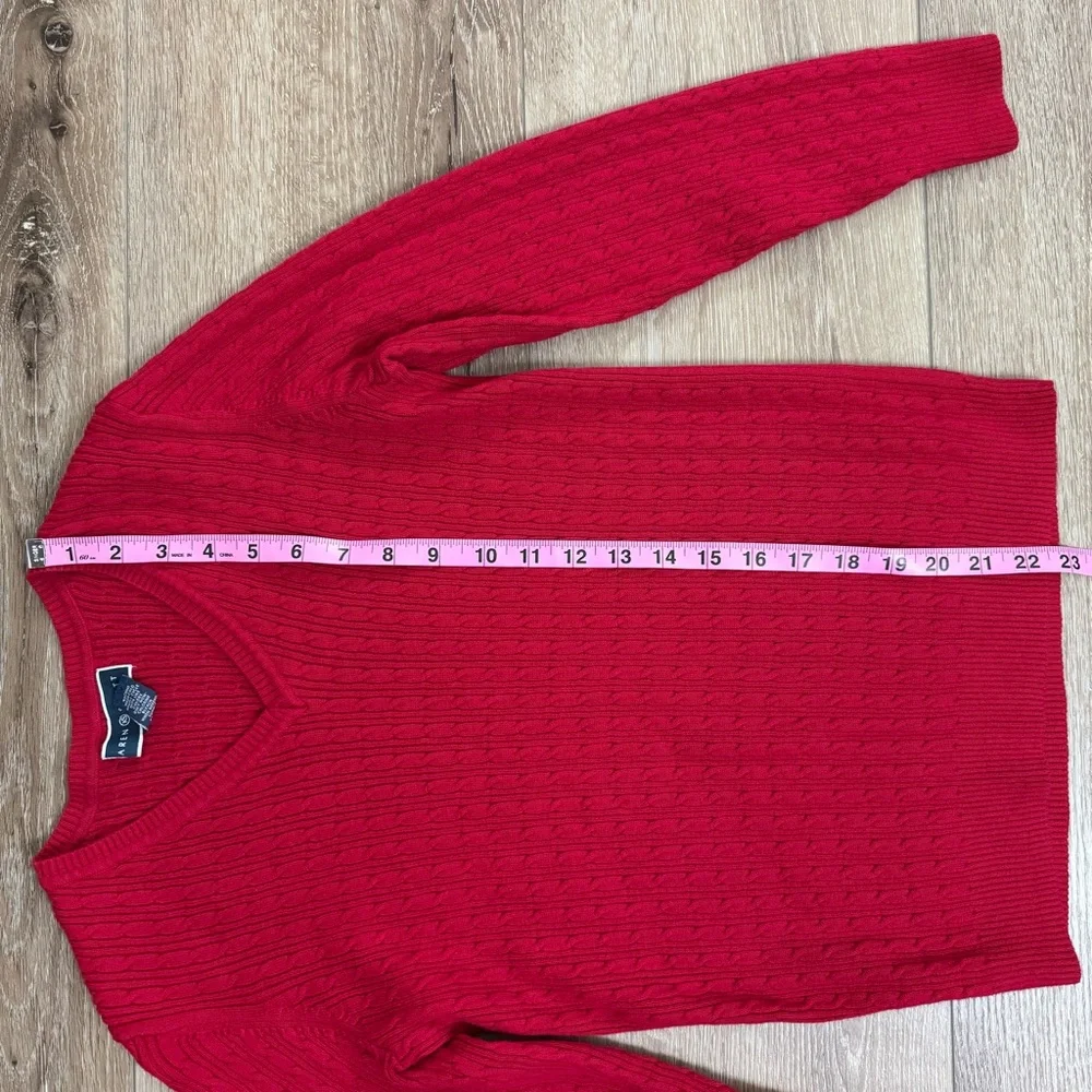Like New KAREN SCOTT Red V Neck Sweater Size Medium - Picture 10 of 11